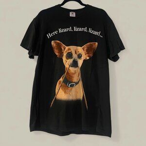 90s Vintage | Taco Bell Chihuahua Catching Lizard T-Shirt